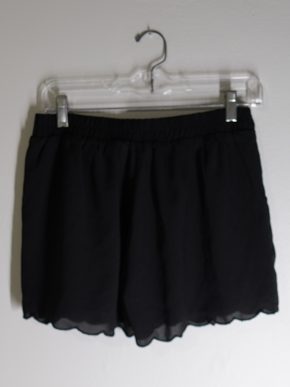Active USA Black High-Waist Scalloped Hem Shorts